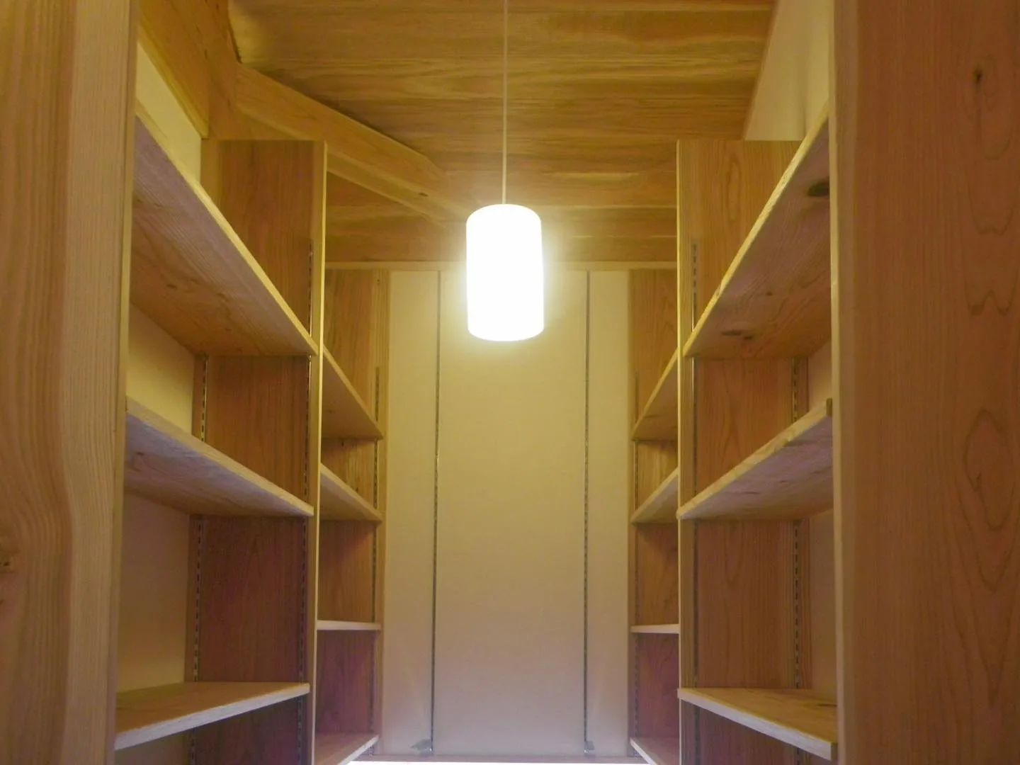 【愛媛注文住宅】収納棚・書棚🏡‼️