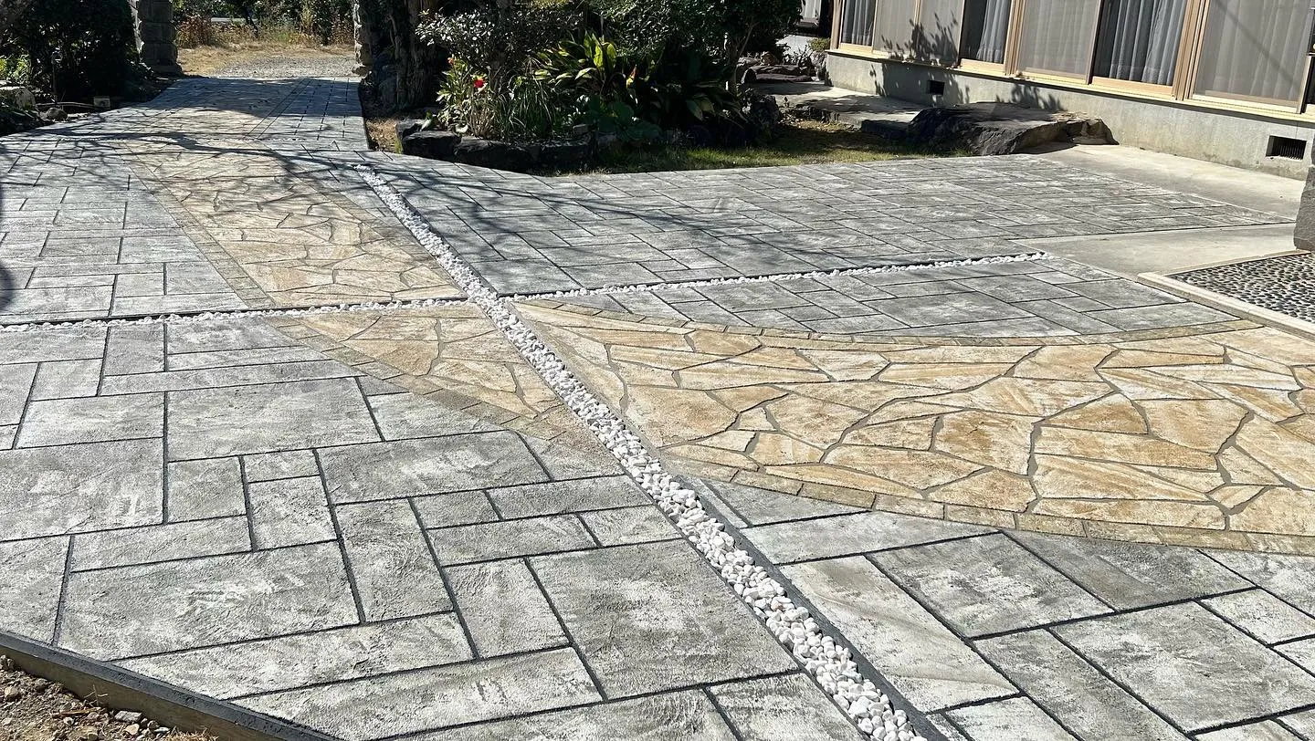 【宇和島注文住宅】エクステリア　アプローチ👍❣️施工工事が完...