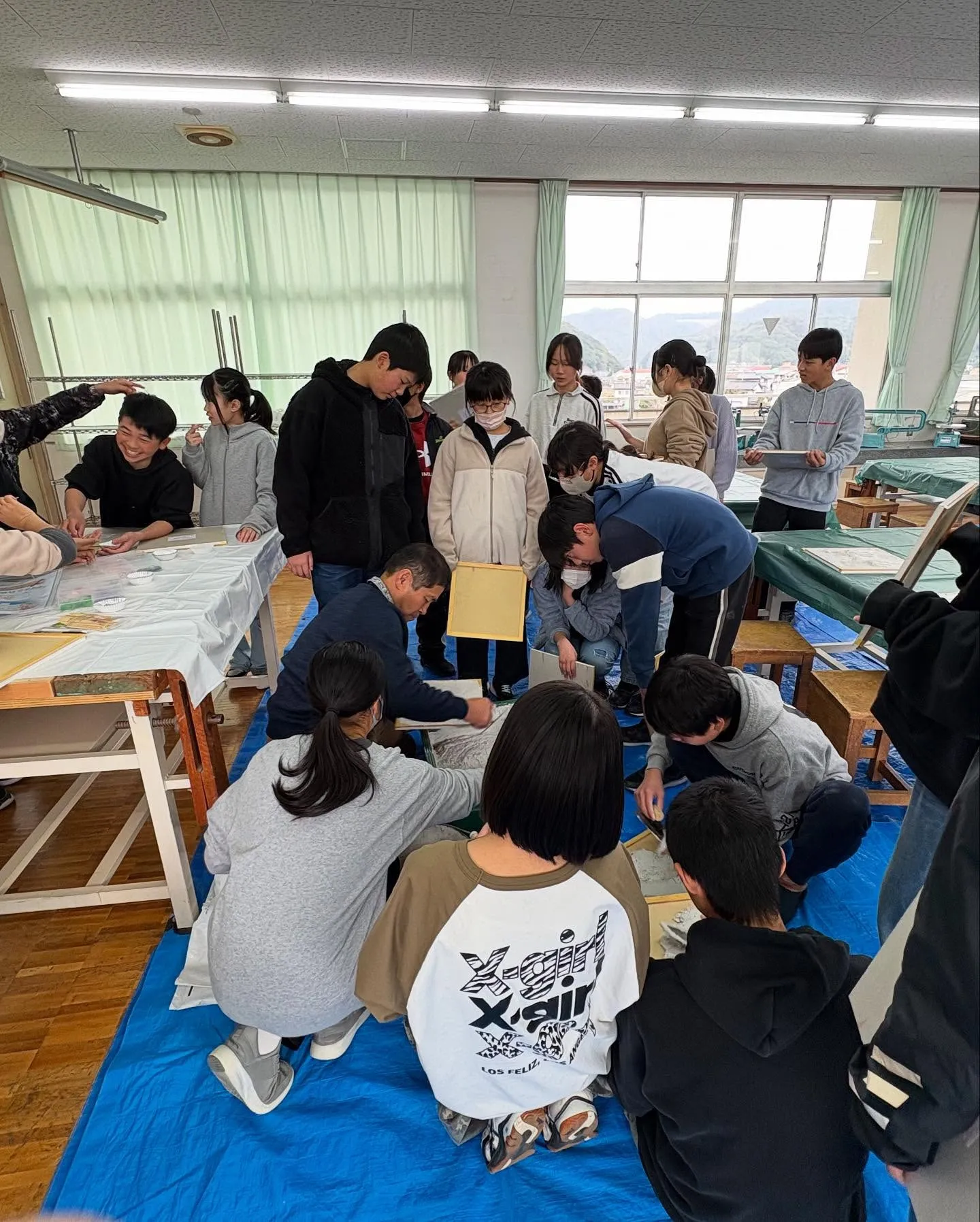 【宇和島市注文住宅】3.18 岩松小学校にて卒業生のための卒...