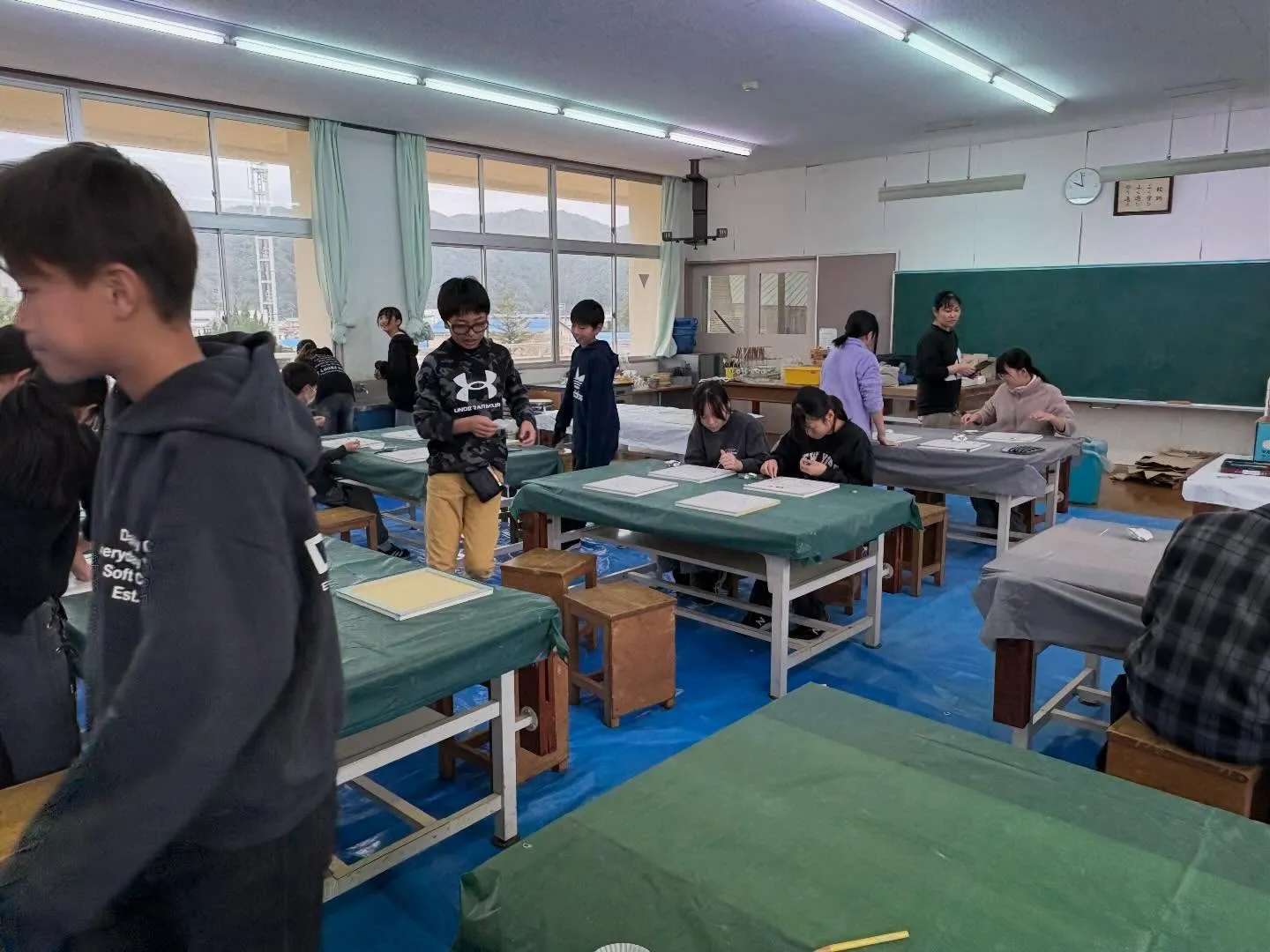 本日、**宇和島市にある岩松小学校**にて、第4回目となる卒...