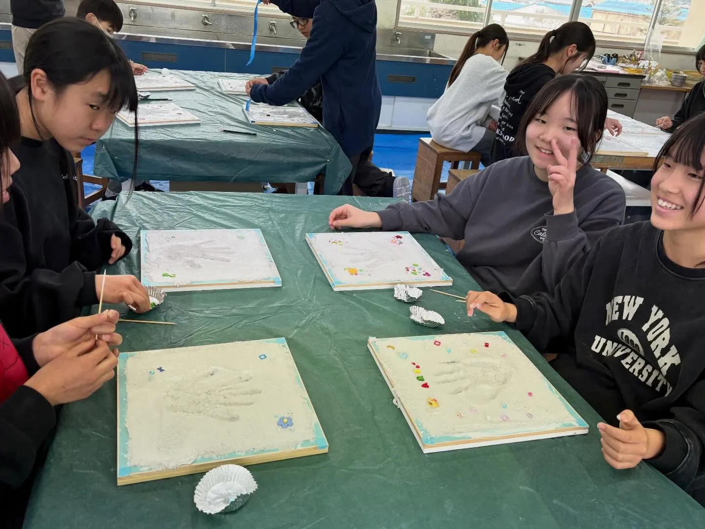 本日、**宇和島市にある岩松小学校**にて、第4回目となる卒...